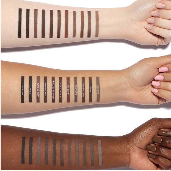 NIB✅ABH DIP BROW POMADE - Picture 2 of 12